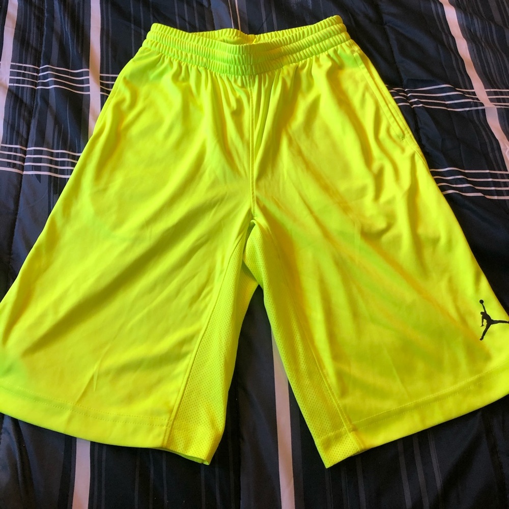 Boys Size M Jordan Shorts
